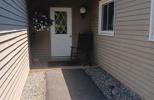 Brunswick Condo | Coastal Maine Summer Get Away