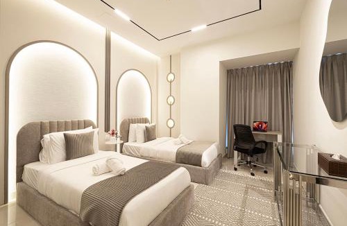 Dubai Marina Apartment | Coastal Marina Escape - 4 BR Sea, Dubai Eye & Palm View