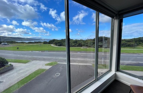 Apollo Bay Hotel | Coastal Motel