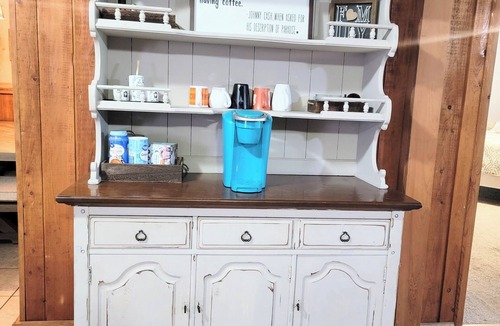 Perry House | Coastal Oaks Haven DogsWelcome