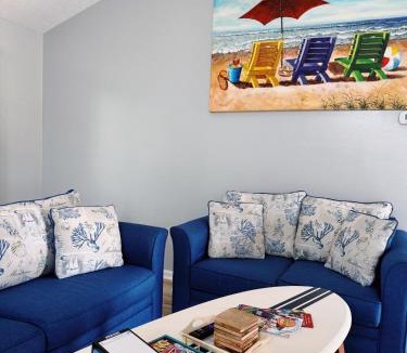 Socastee House | Coastal Oasis: Pool & Beach!