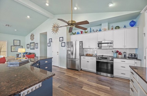 Rockport House | Coastal Oasis- Private Lighted- Dock-Pet friendly-Waterfront