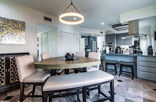 Bay Area House | Coastal Paradise Beachfront House - Sleeps 26