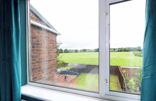 Redcar House | Coastal Retreat! Summ