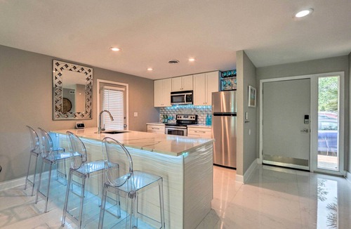 Palmetto Dunes Villa | Coastal Resort Beach Villa < 1 Mi to Shore!
