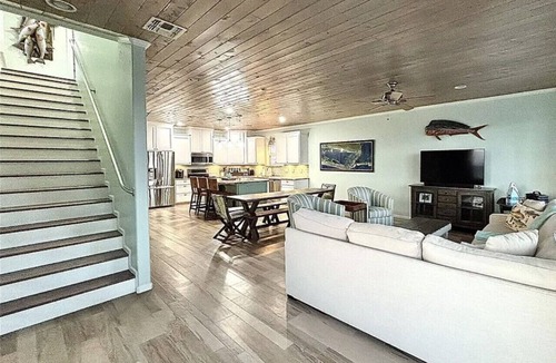 Port O Connor House | Coastal Retreat | ICW Views, Sleeps 12