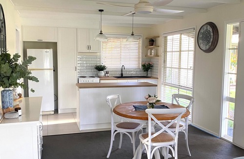 Ocean Grove Cottage | Coastal Retreat or Dream Stay-cation