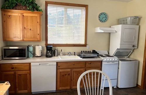 Gig Harbor Apartment | Coastal Studio with PNW Waterfront Views!