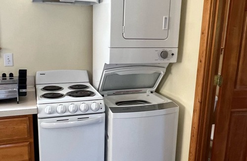 Gig Harbor Apartment | Coastal Studio with PNW Waterfront Views!