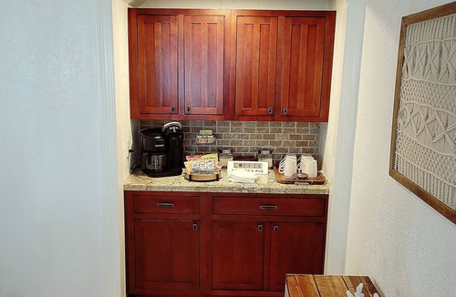 Lakeview  Jefferson County House | Coastal Style Townhome next to Golf Course - Sleeps up to 8