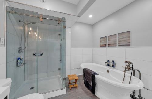 Ruthven House | Coastal Suite #1 Cozy Suite #2 - Seacliff Beach Suites