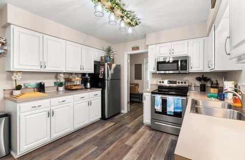 Ocean Pines House | Coastal Tides & Pines | Dog Friendly