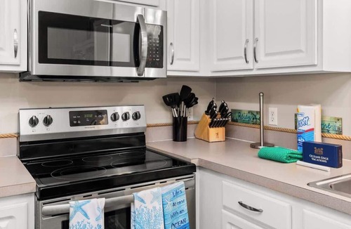 Ocean Pines House | Coastal Tides & Pines | Dog Friendly