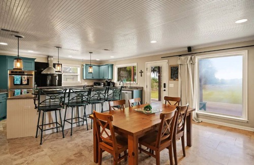 Waverly House | Coastal Tranquility