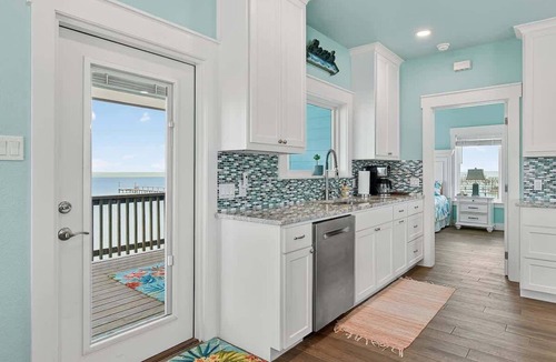 Rockport House | Coastal Vibes