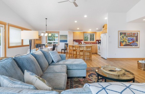 Neahkahnie Beach House | Coastal View
