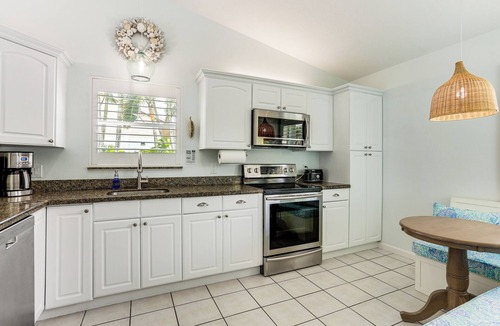 Juno Beach Villa | Coastal Villa w/Private Yard + Heated Pool!