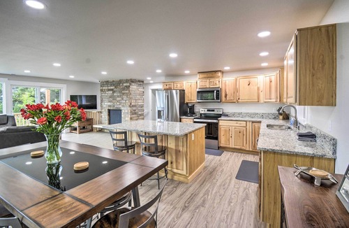 Copalis Beach House | Coastal Washington Getaway: Walk to Beach!