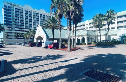 Ortona Park Condo | Coastal Waves Ocean View Studio condo