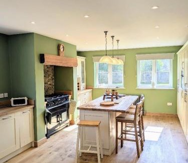 Reighton House | Coastal Whisper