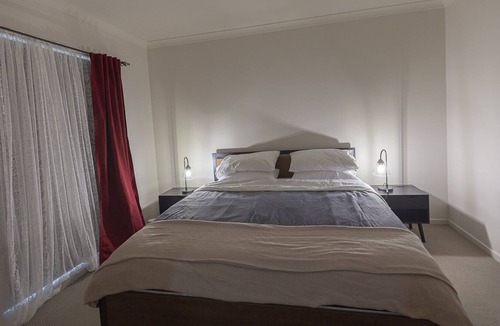 Clifton Springs House | Coastalhouse Curlewis getaway