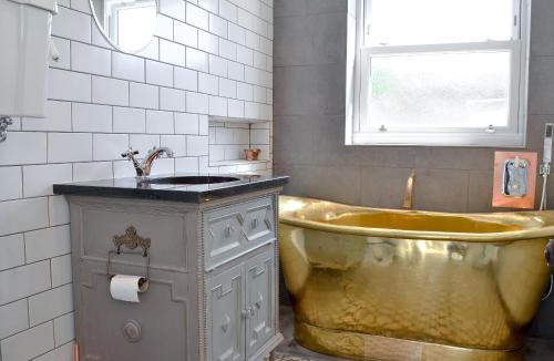 Swalecliffe House | Coastguard Cottage