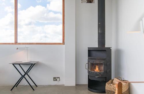 Dungeness House | Coastguard Lookout by Bloom Stays