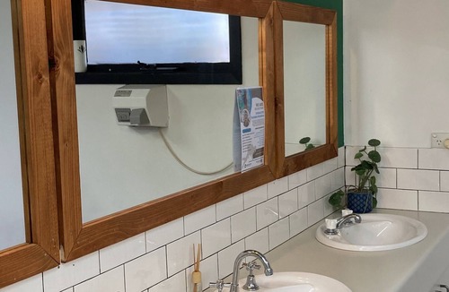 Queenscliff House | Cobb & Co Lodge