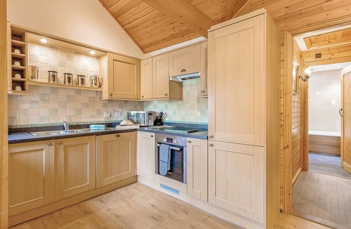 Tilford Ski Chalet | Cobbett Traditional Premier