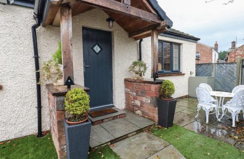 Long Marton House | Cobble Cottage