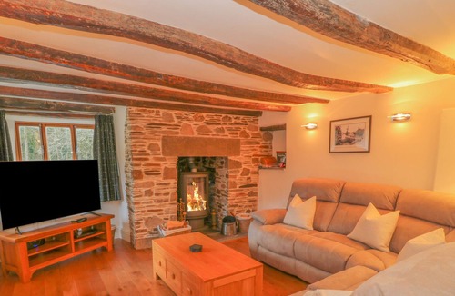 Callington Cottage | COBBLEDICKS COTTAGE, pet friendly, with open fire in Callington