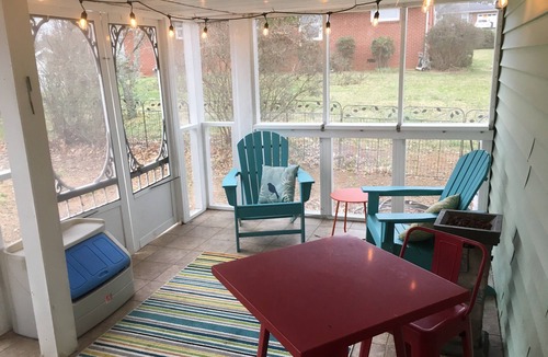 Colonial Heights House | Cobbler’s Cottage