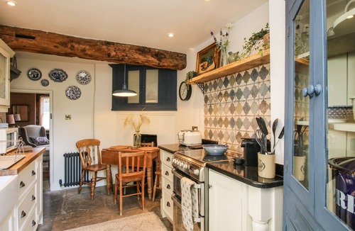 Whitchurch Cottage | COBBLERS COTTAGE, pet friendly in Whitchurch