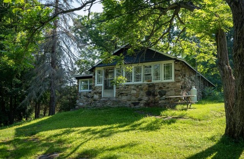 Tay Valley House | Cobblestone Cottages