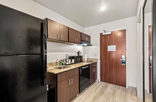 Two Rivers Hotel | Cobblestone Hotel & Suites - Two Rivers