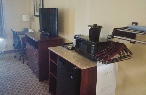 Broken Bow Hotel | Cobblestone Hotel & Suites – Broken Bow