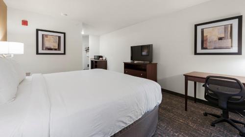 Two Rivers Hotel | Cobblestone Hotel & Suites - Two Rivers