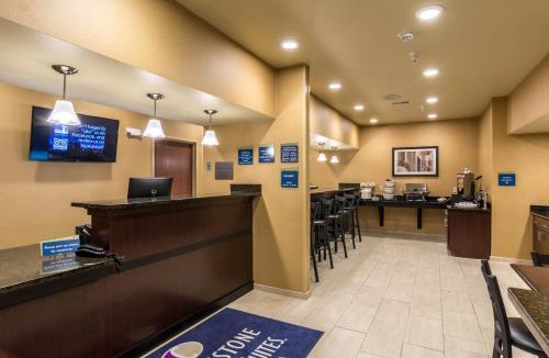 Erie Hotel | Cobblestone Hotel & Suites - Harborcreek