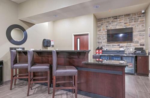 Mosinee Hotel | Cobblestone Hotel & Suites - Mosinee