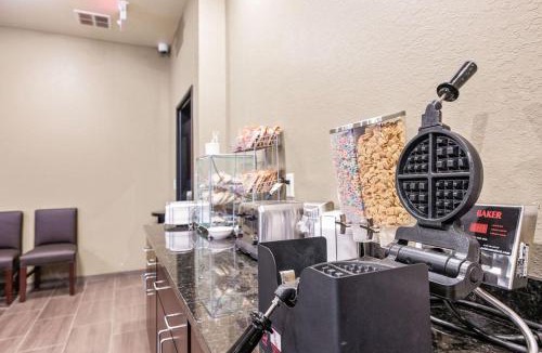 Mosinee Hotel | Cobblestone Hotel & Suites - Mosinee