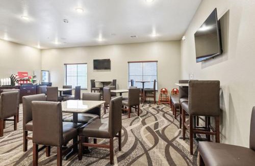 Mosinee Hotel | Cobblestone Hotel & Suites - Mosinee