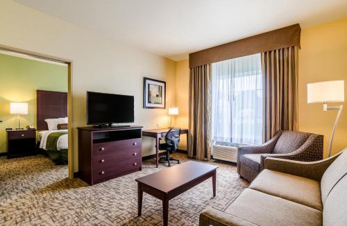 McCook Hotel | Cobblestone Hotel & Suites - McCook