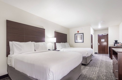 Seward Hotel | Cobblestone Hotel & Suites - Seward