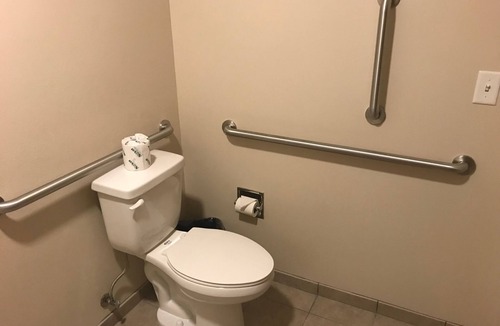 Fort Madison Hotel | Cobblestone Inn & Suites - Fort Madison