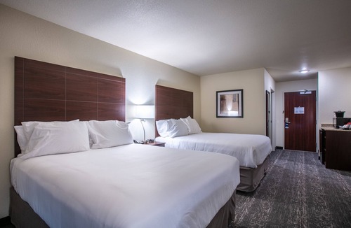 Pine Bluffs Hotel | Cobblestone Inn & Suites - Pine Bluffs