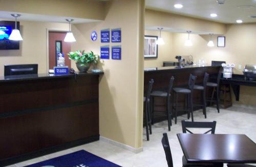 Ambridge Hotel | Cobblestone Inn & Suites - Ambridge