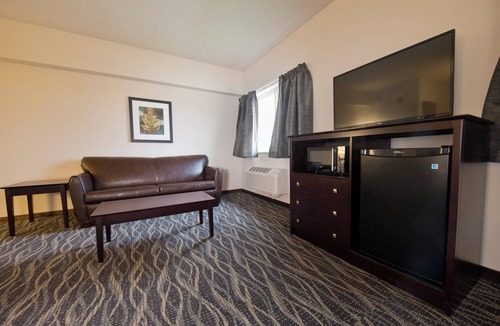 Boone Hotel | Cobblestone Inn & Suites - Boone