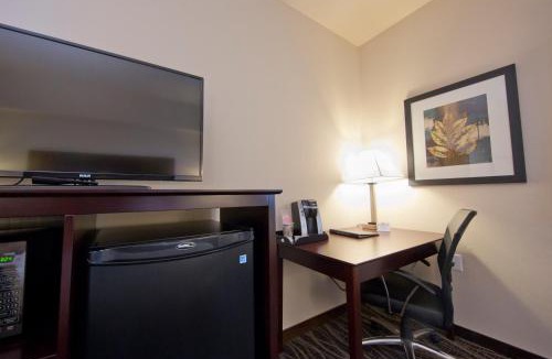 Boone Hotel | Cobblestone Inn & Suites - Boone