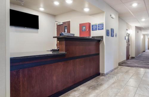 Holdrege Hotel | Cobblestone Inn & Suites - Holdrege