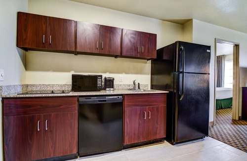 Lakin Hotel | Cobblestone Inn & Suites - Lakin